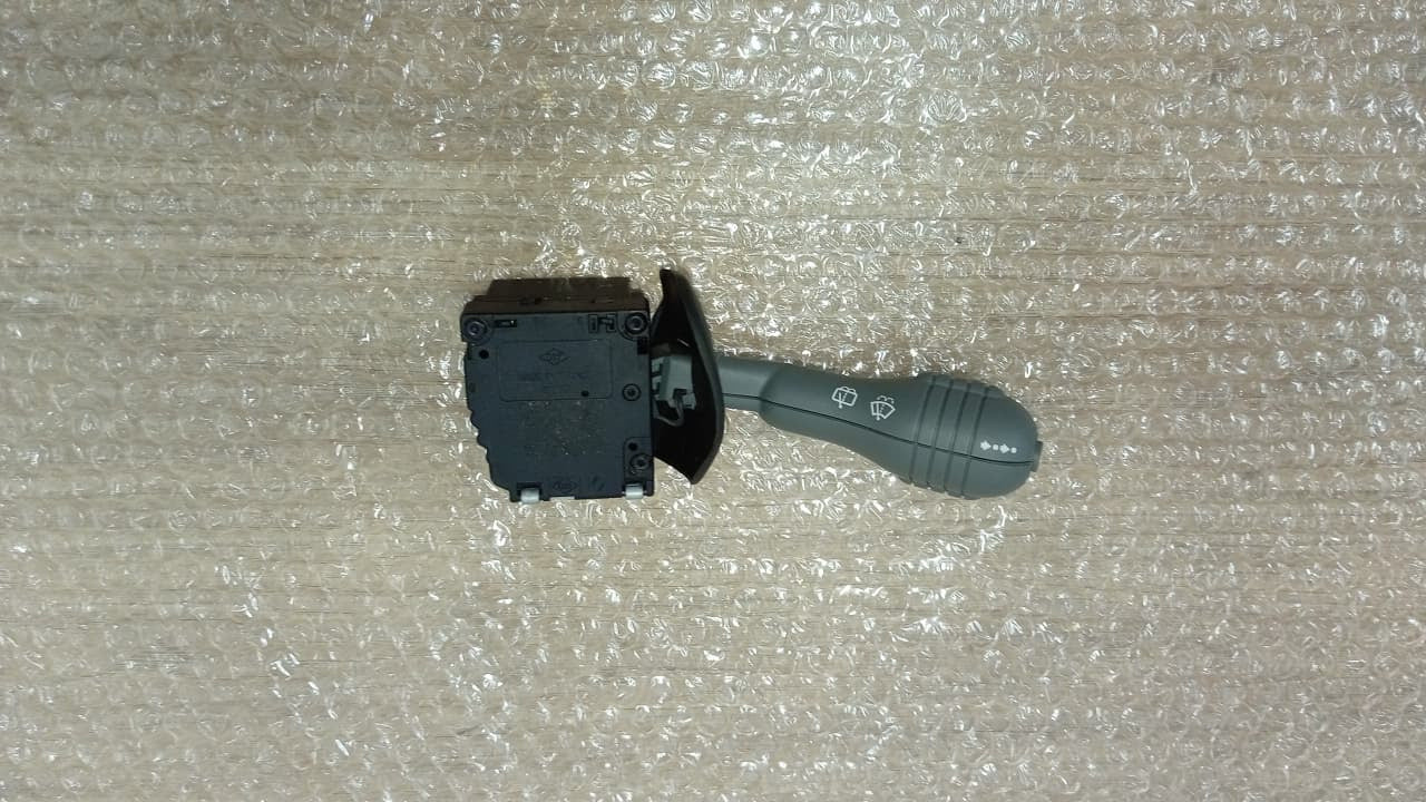 SWITCH LIMPIAPARABRISAS TWINGO